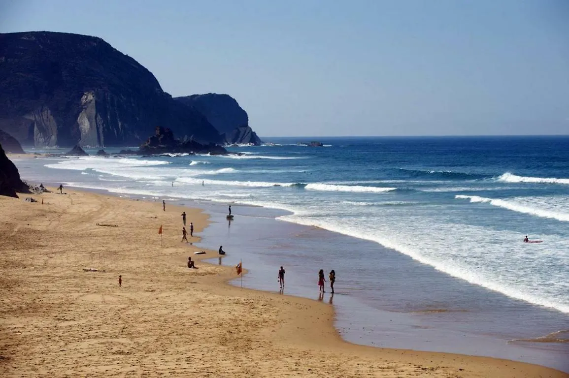 Sagres 30 Seconds To Bars Hotel 0*,
