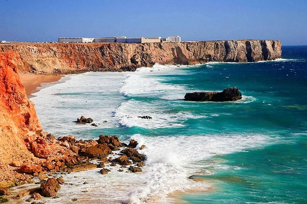 Sagres 30 Seconds To Bars Hotel