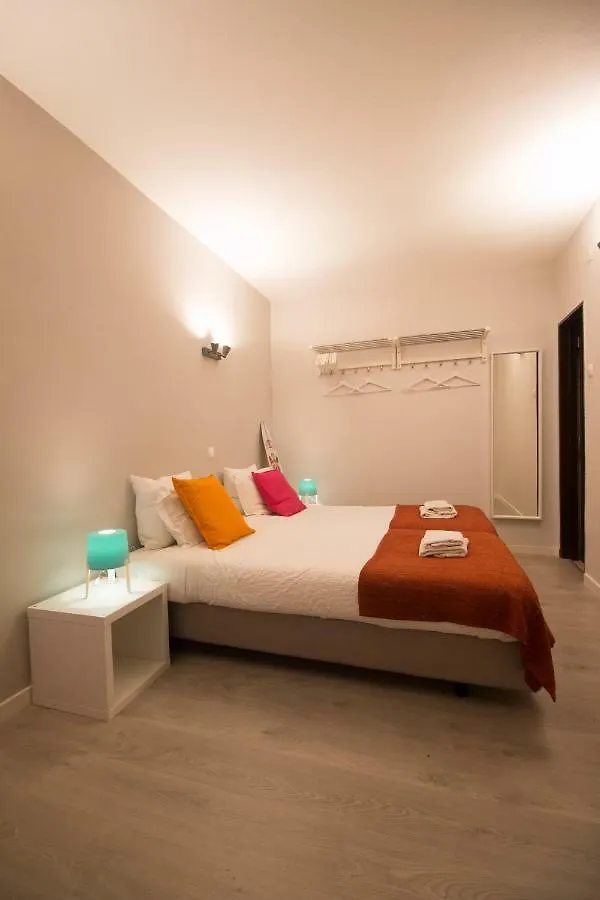Sagres 30 Seconds To Bars Hotel